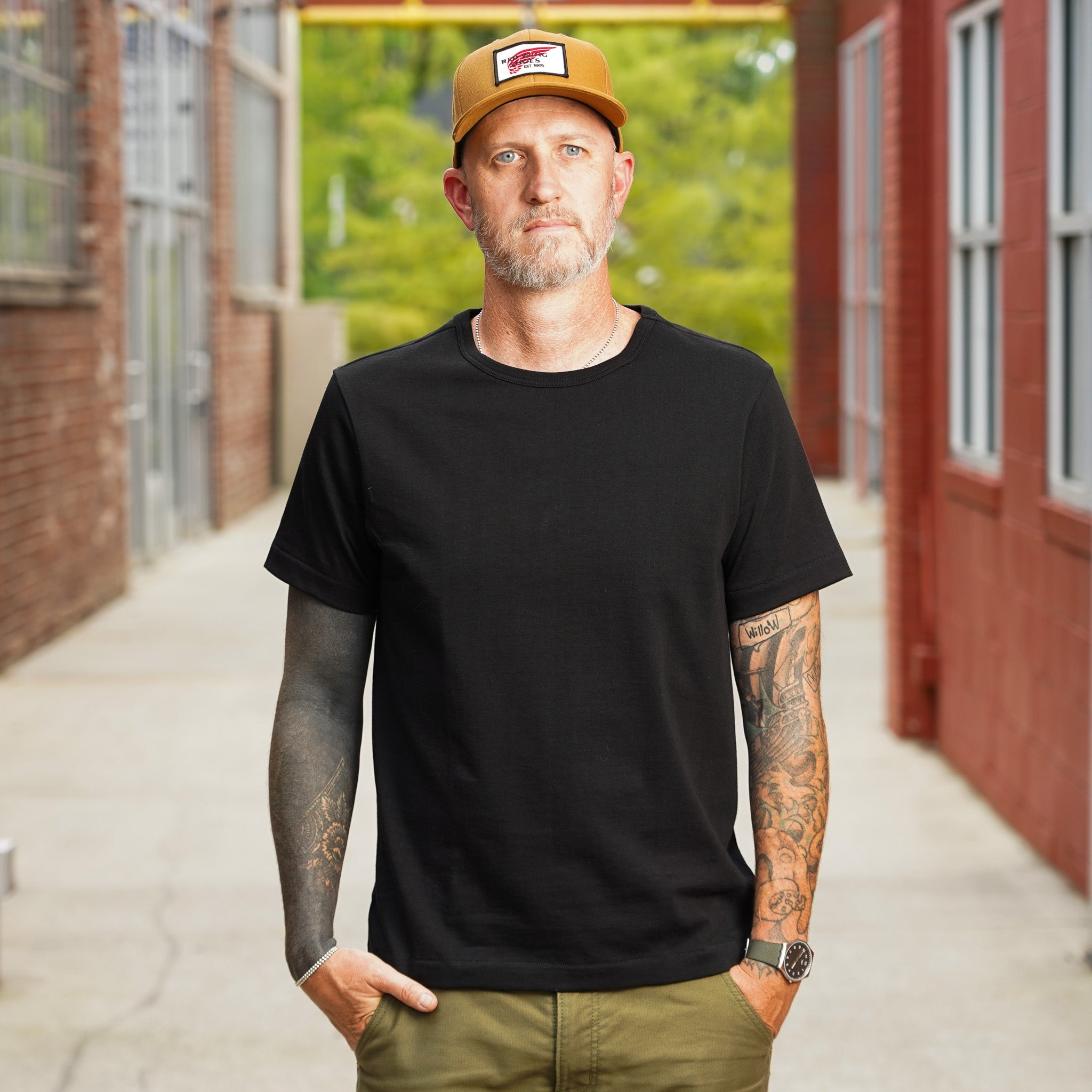 Merz b. Schwanen 215 Loopwheeled Classic Crew Neck T-Shirt - Deep Black