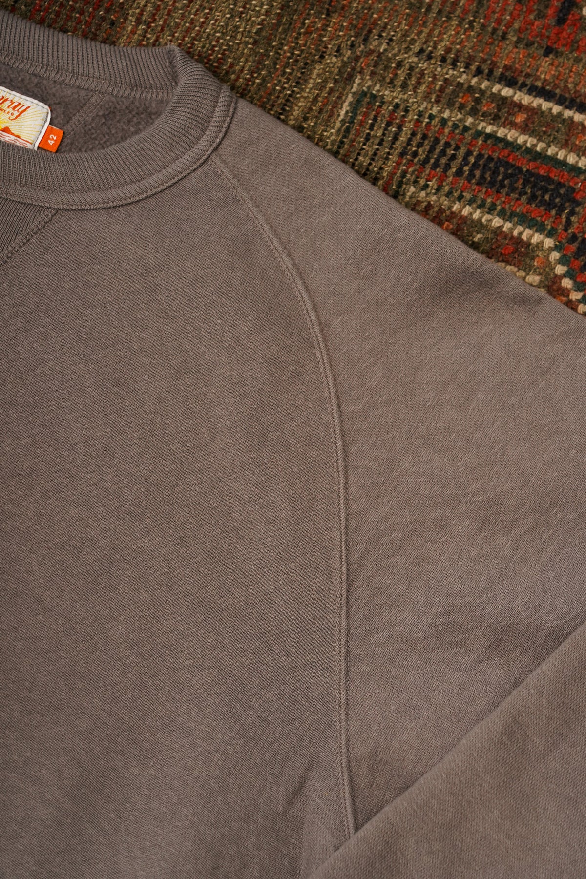Sunray Sportswear Puamana Crewneck Raglan Sweatshirt - Shark