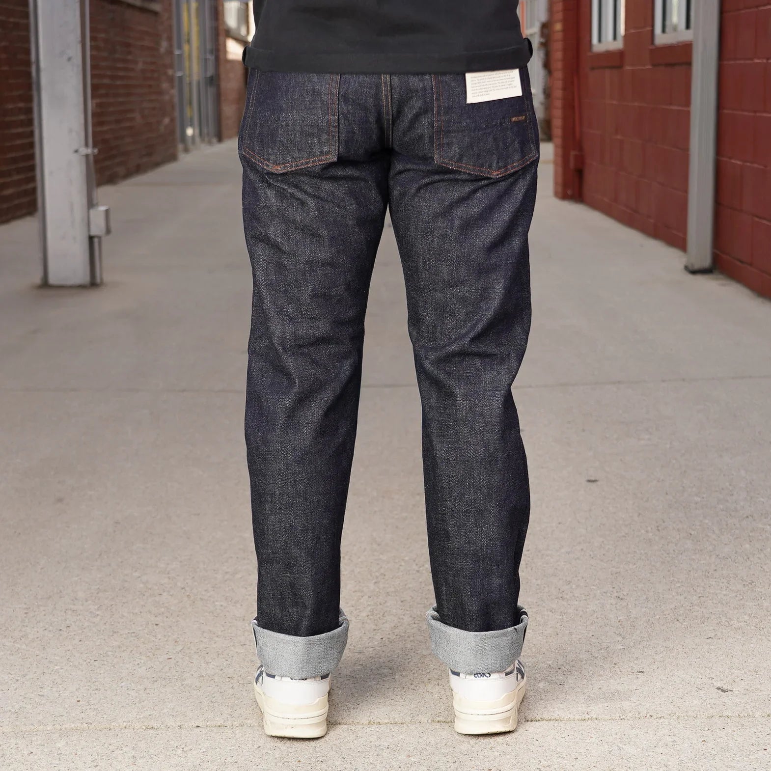 Indigofera Buck Tapered Fit - 18oz Shiroyama Rinsed Denim
