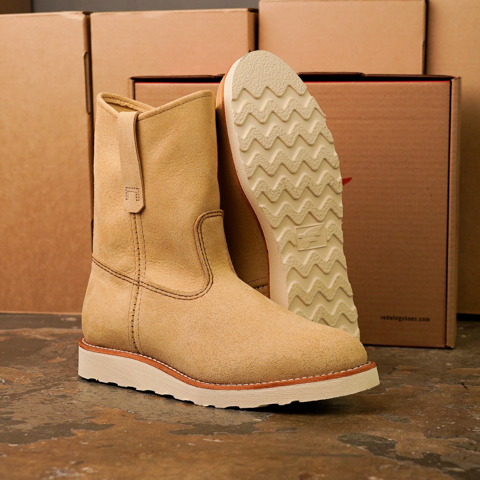 Red Wing 8168 Pecos - Hawthorne Abelline Traction Tread
