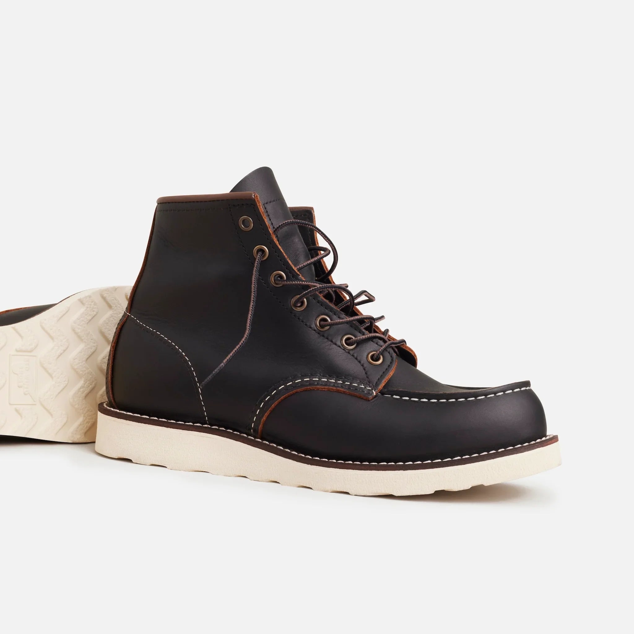 Red Wing 8849 - 6in Classic Moc Toe - Black Prairie Leather