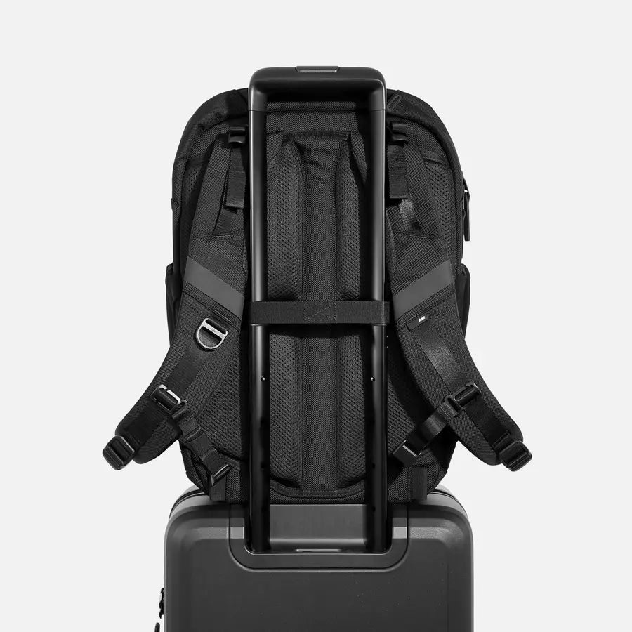 AER Travel Pack 4 28L Ballistic Nylon - Black
