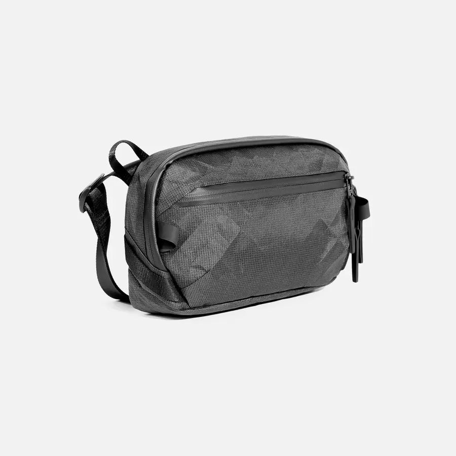 Aer Day Sling 4 Ultra - Black