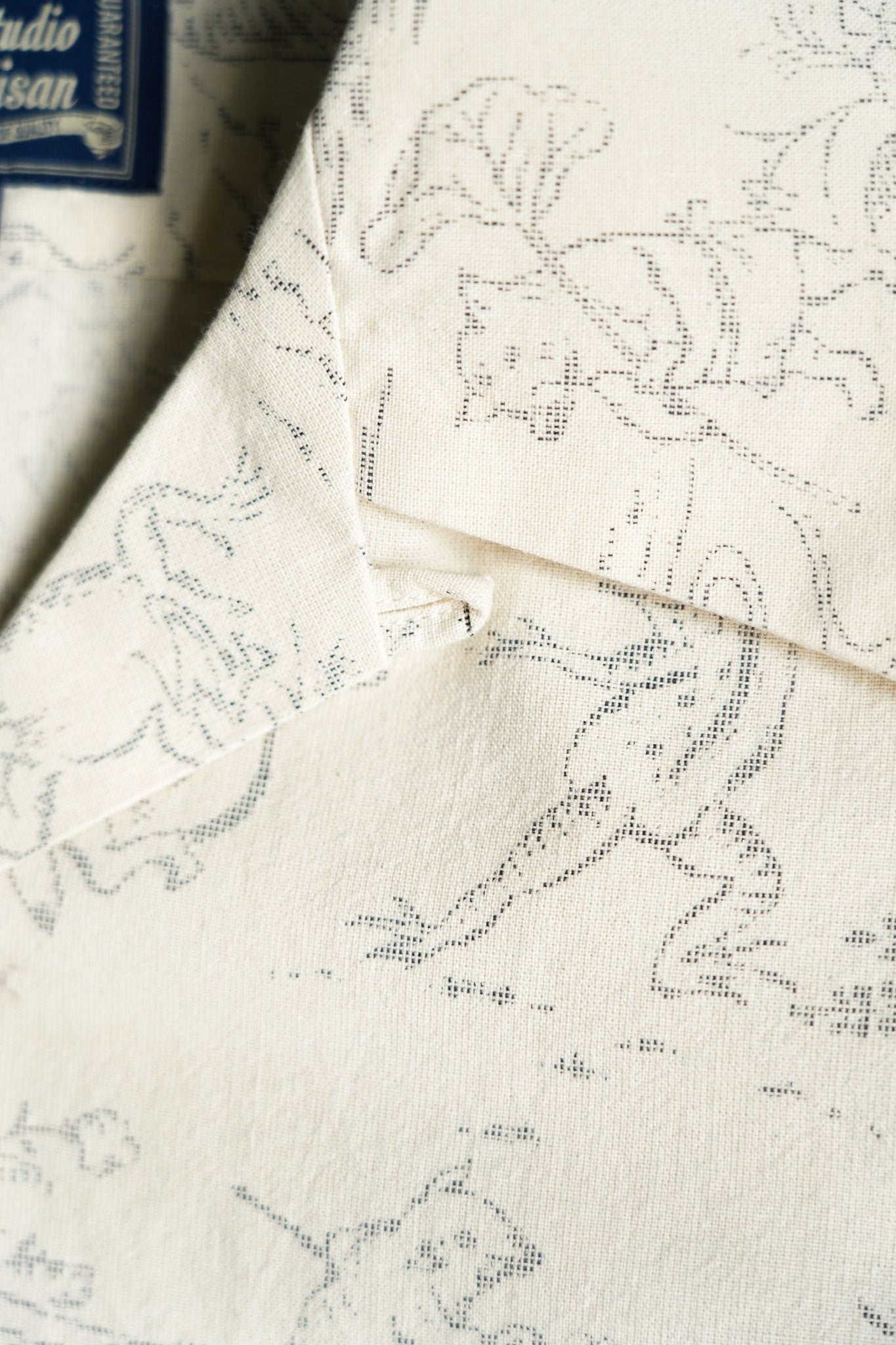 Studio D'Artisan 5736 "Choju-giga" Open Collar Shirt - Ivory