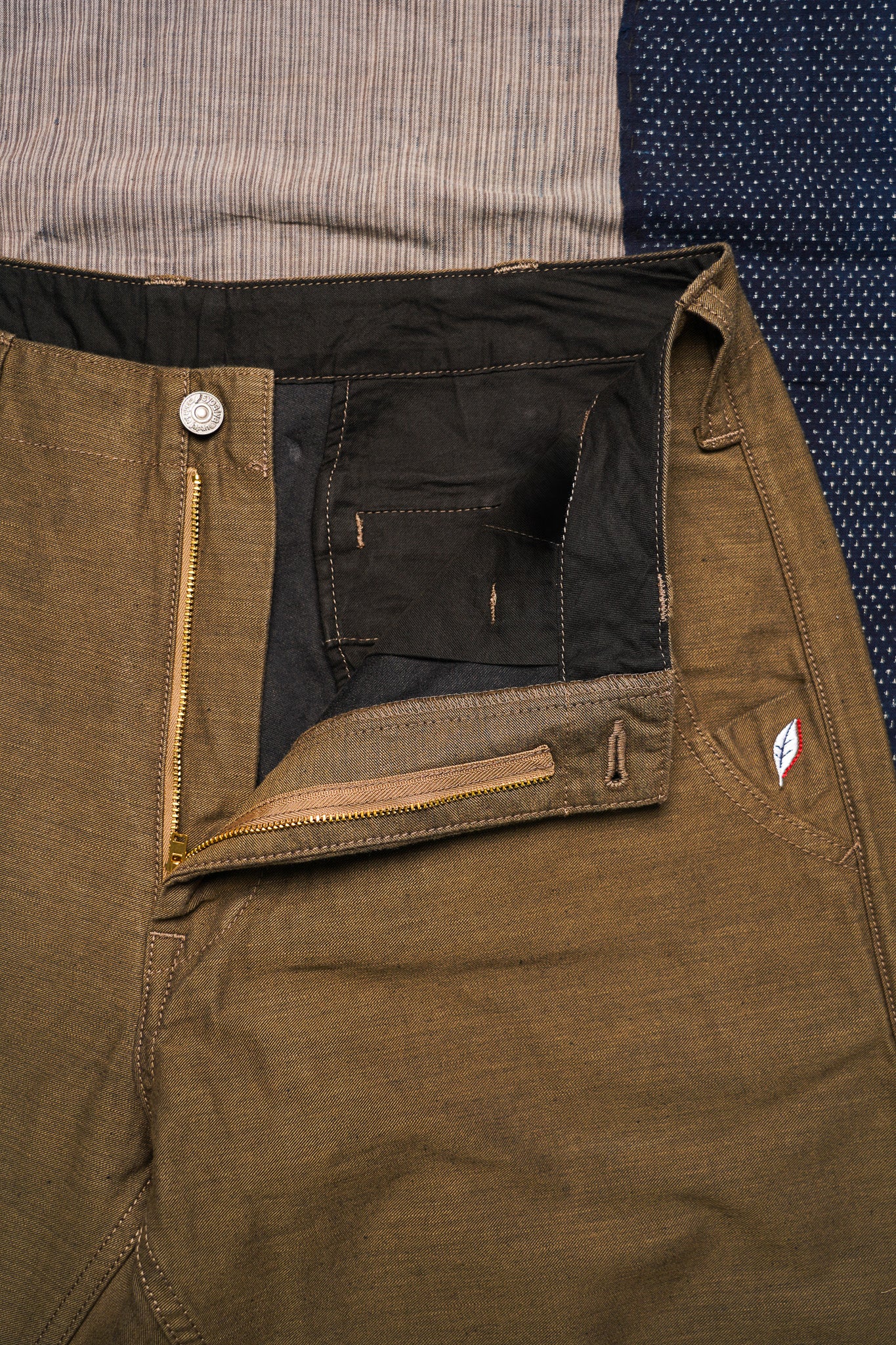 Pure Blue Japan 1185 Back Satin Sulfur Yarn Dye Trousers - Khaki