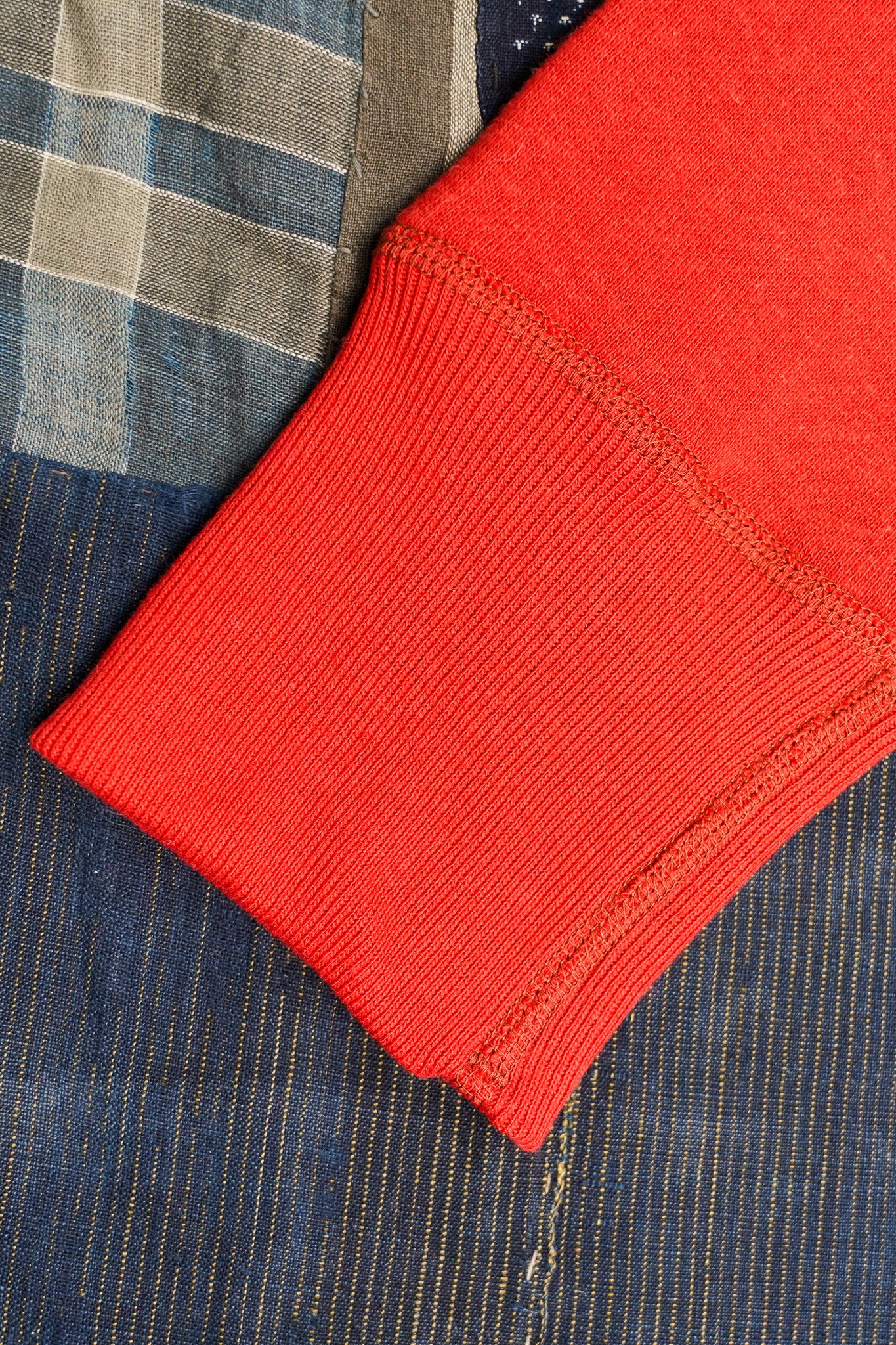Denime Lot 262 - Four Needle Raglan Hoodie - Red