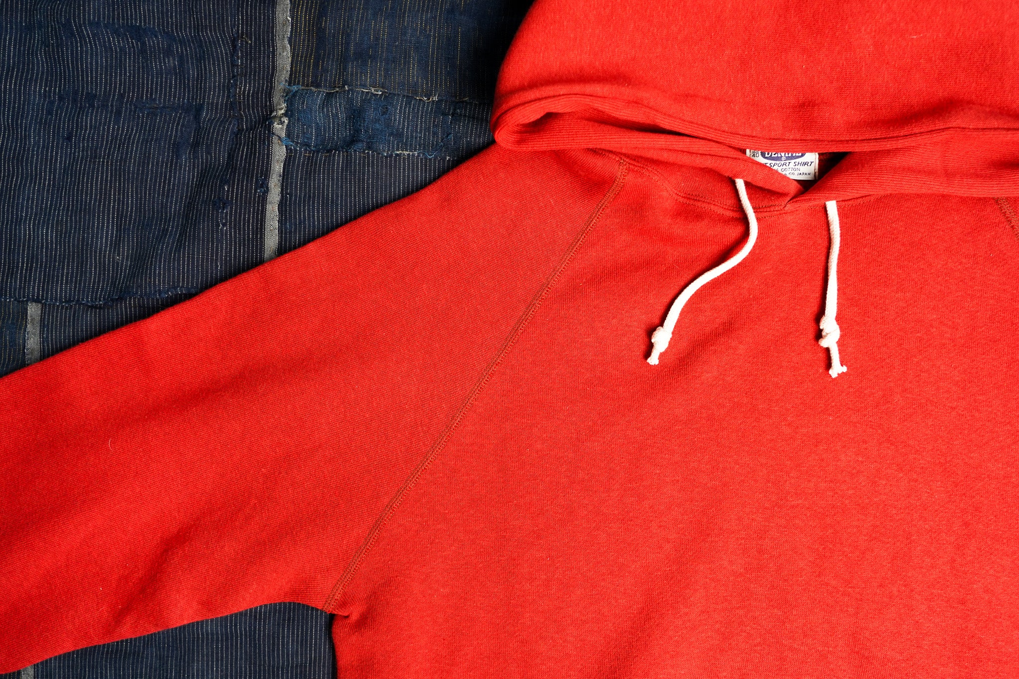 Denime Lot 262 - Four Needle Raglan Hoodie - Red