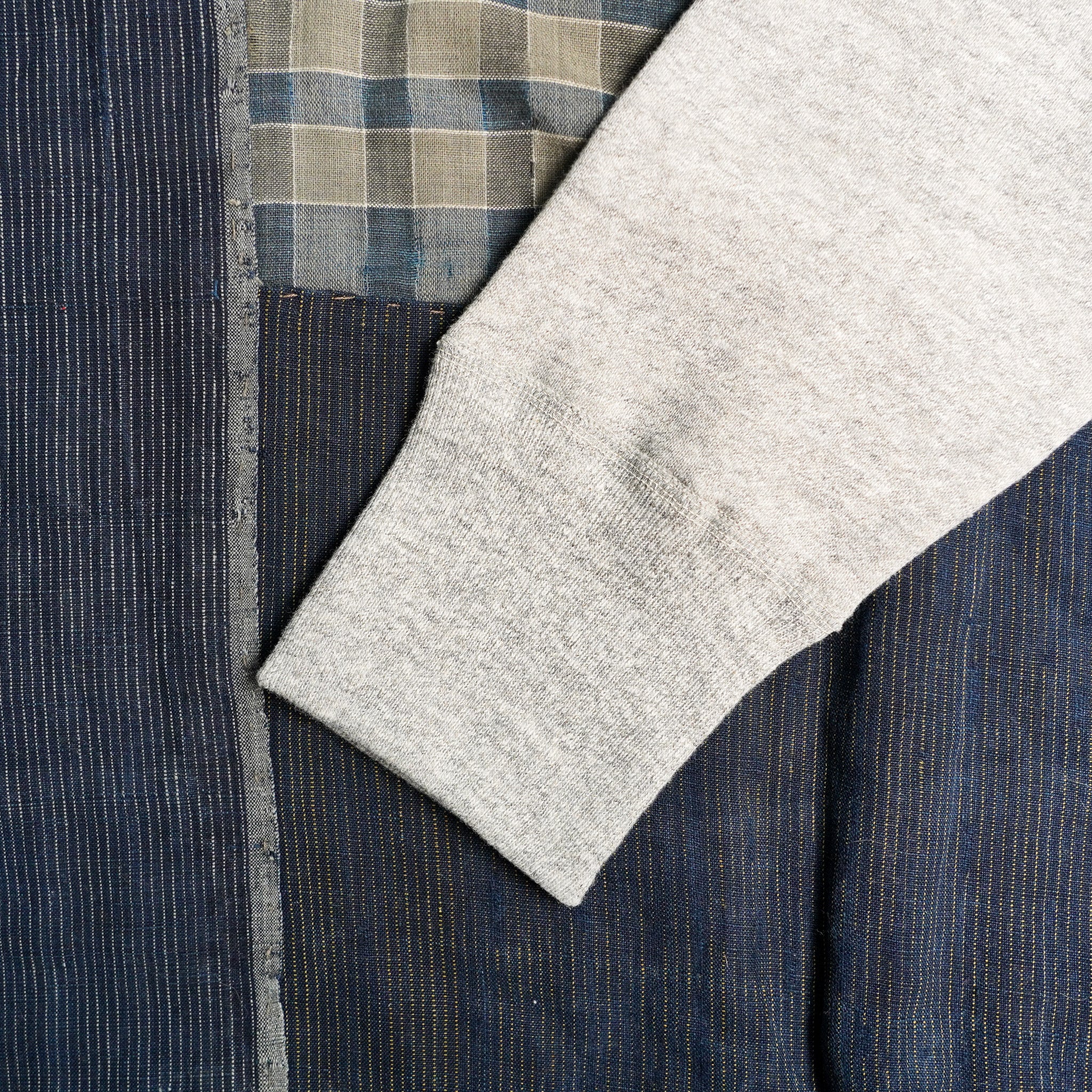 Denime Lot 262 - Four Needle Raglan Hoodie - Light Grey