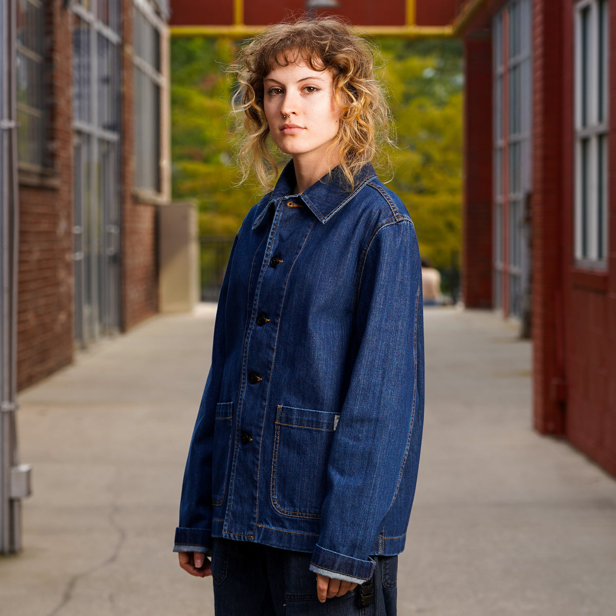 Merz b. Schwanen Cropped Worker's Denim Jacket - Indigo Mid Blue