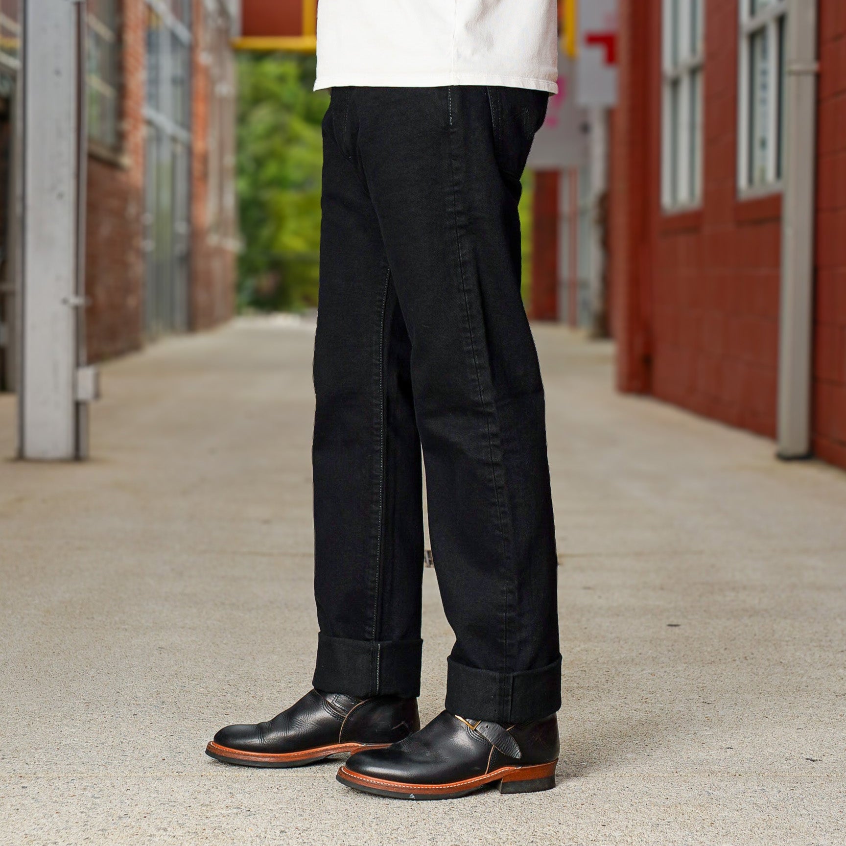 Iron Heart IH-634S-142od 14oz Selvedge Denim Straight Cut Jeans - Indigo Overdyed Black