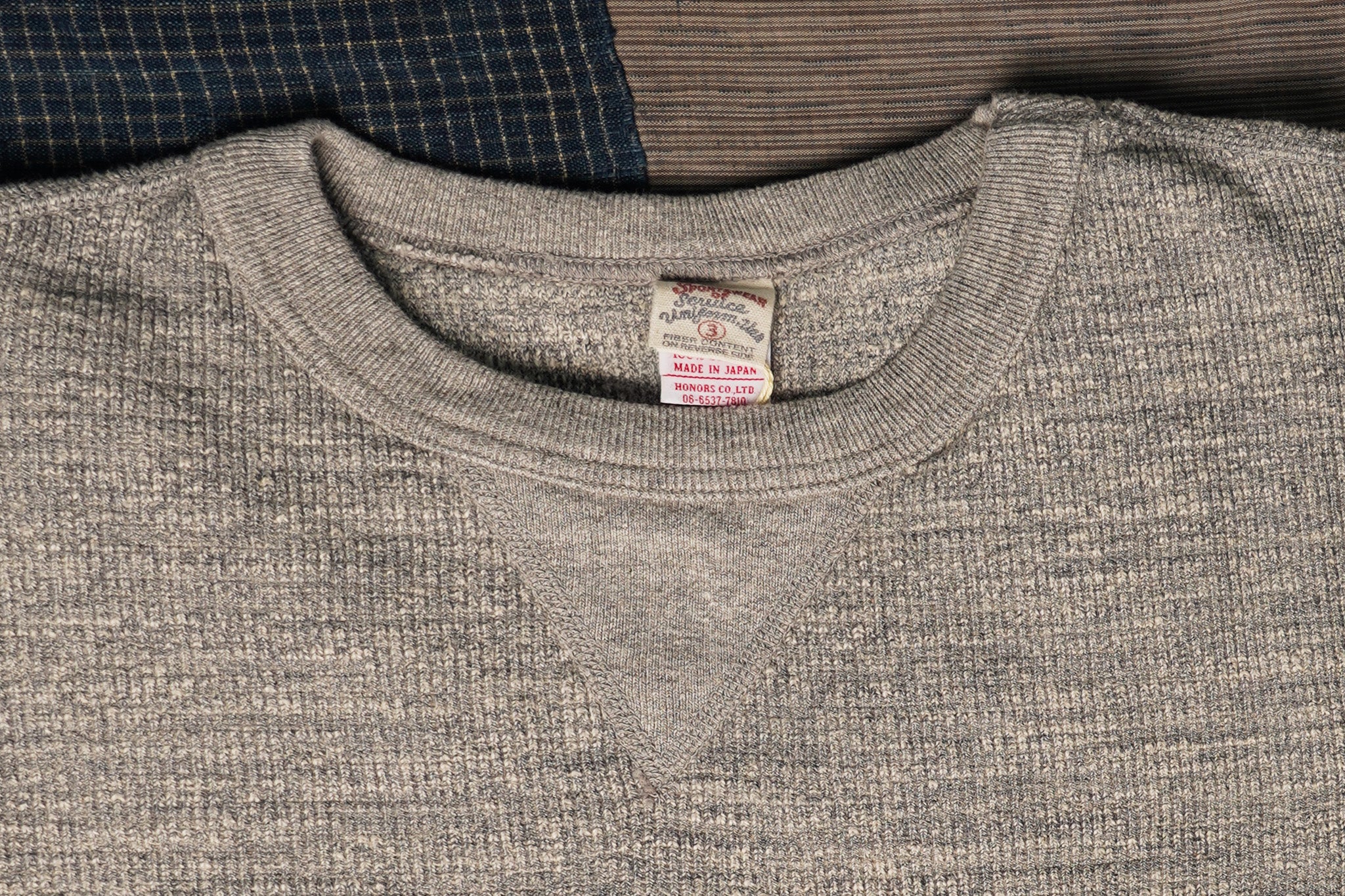 UES Rib Knit V-Gusset Long Sleeve T-Shirt - Grey