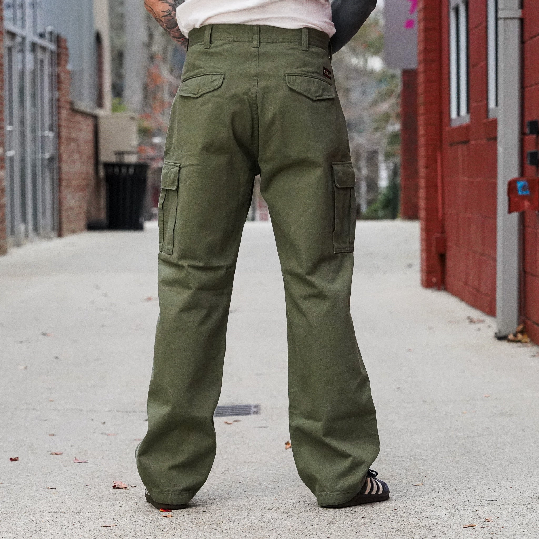 The Flat Head FN-PA-C016 Cargo Pants - Olive