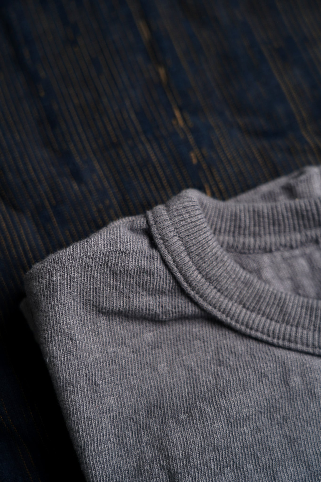 UES No. 8 Slub Nep Short Sleeve Tee - Gray